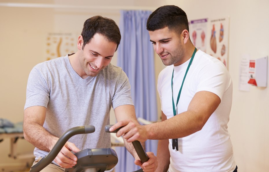 Exercise Physiology consultation with client and exercise physiologist